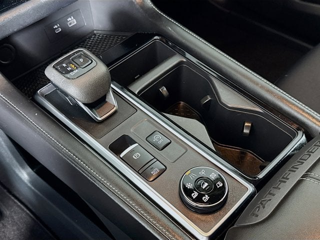 2022 Nissan Pathfinder S