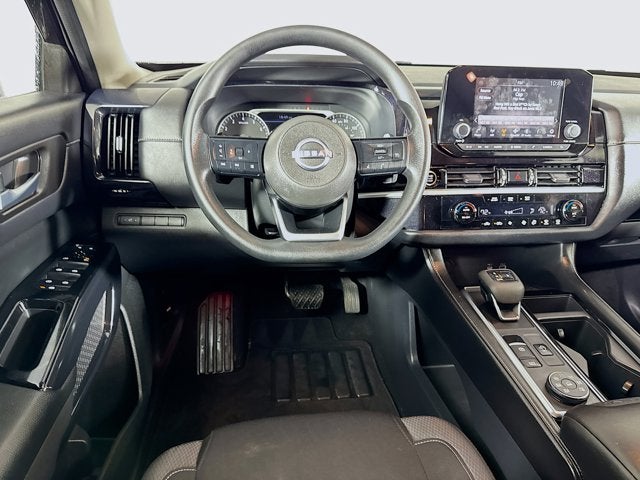 2022 Nissan Pathfinder S