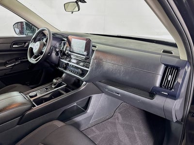 2022 Nissan Pathfinder S