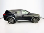 2022 Nissan Pathfinder S
