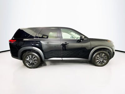 2022 Nissan Pathfinder S