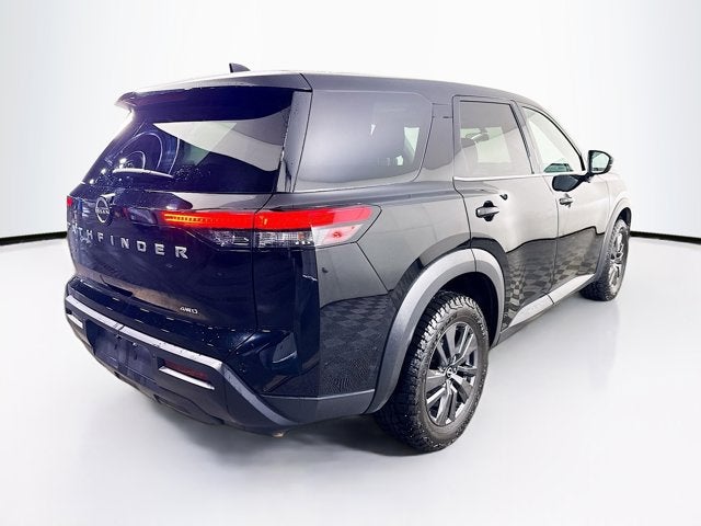 2022 Nissan Pathfinder S
