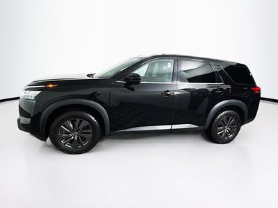 2022 Nissan Pathfinder S