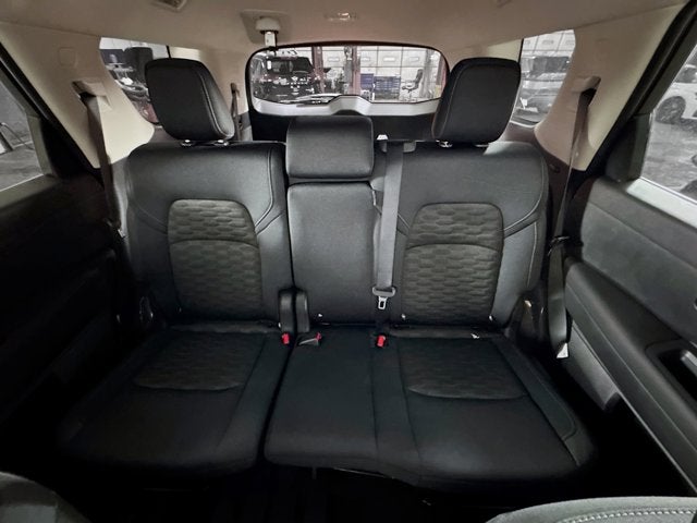 2025 Nissan Pathfinder S