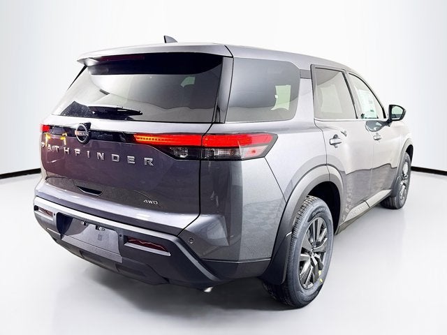 2025 Nissan Pathfinder S