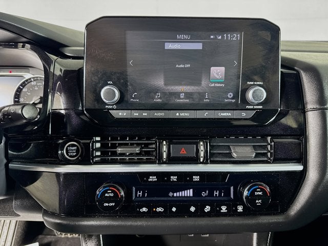 2022 Nissan Pathfinder S