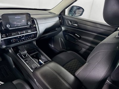 2022 Nissan Pathfinder S