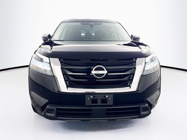 2022 Nissan Pathfinder S