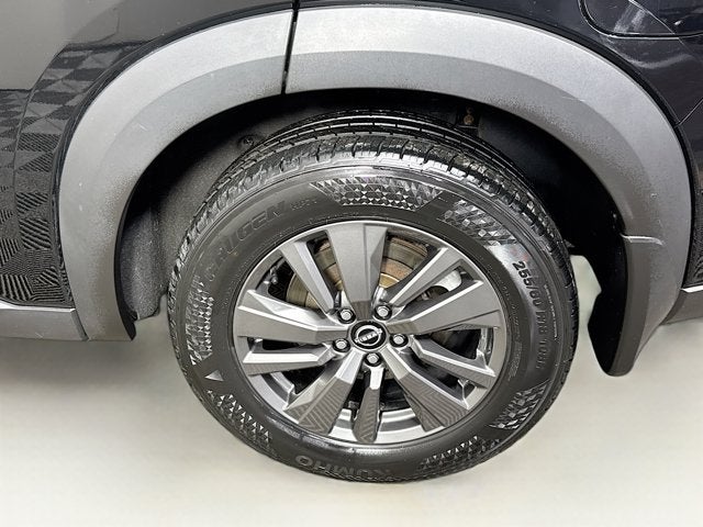 2022 Nissan Pathfinder S