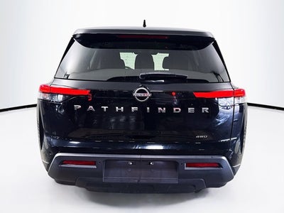 2022 Nissan Pathfinder S
