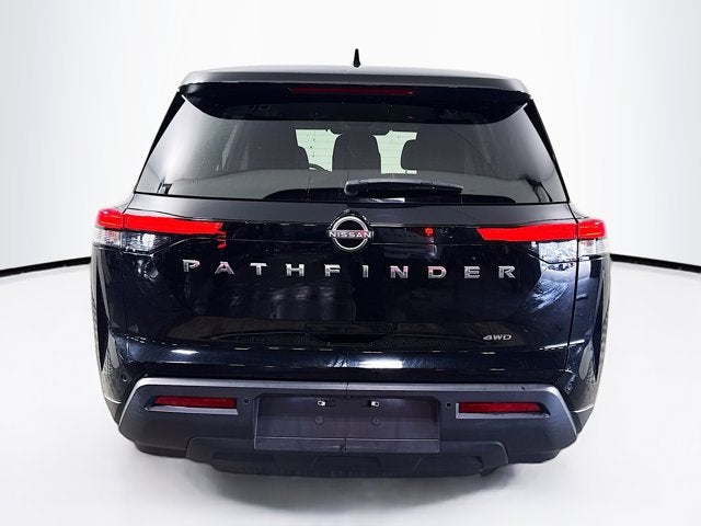 2022 Nissan Pathfinder S