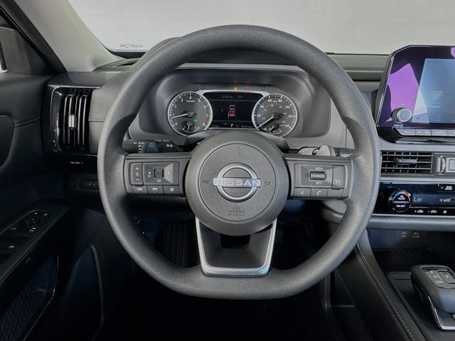 2025 Nissan Pathfinder S