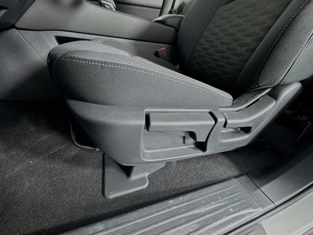 2025 Nissan Pathfinder S