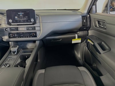 2025 Nissan Pathfinder S