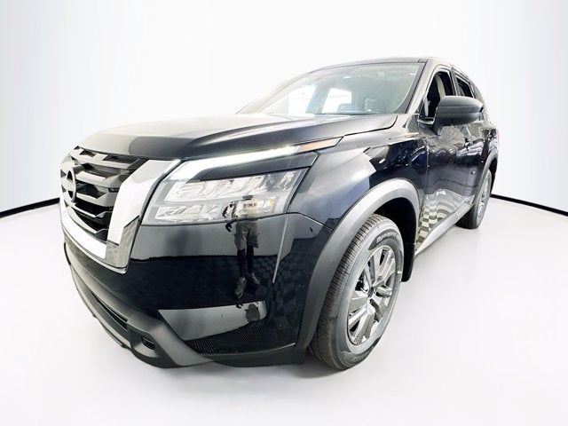 2025 Nissan Pathfinder S
