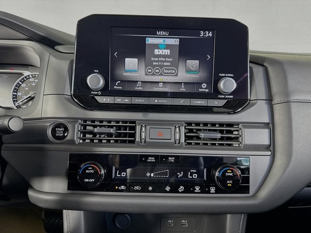 2025 Nissan Pathfinder S