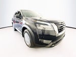 2025 Nissan Pathfinder S