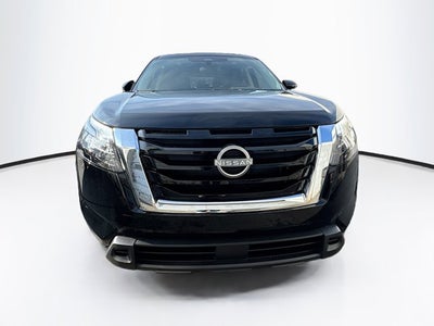 2025 Nissan Pathfinder S