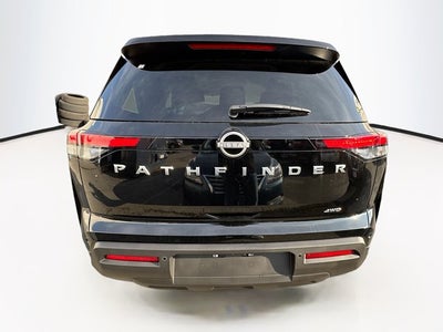 2025 Nissan Pathfinder S