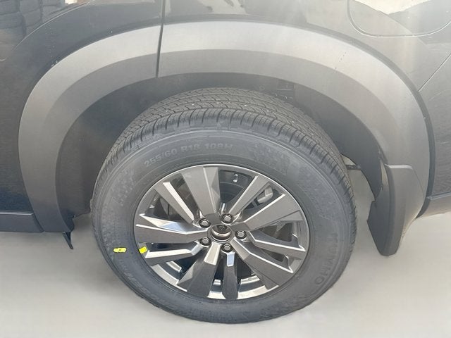 2025 Nissan Pathfinder S