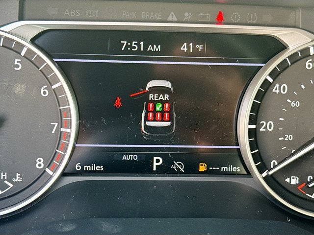 2025 Nissan Pathfinder S