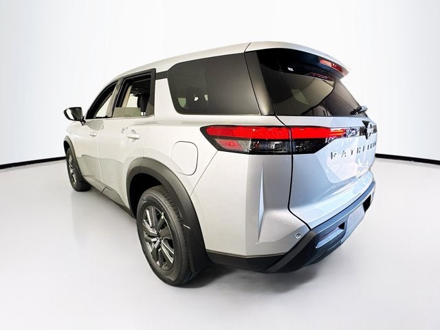2025 Nissan Pathfinder S
