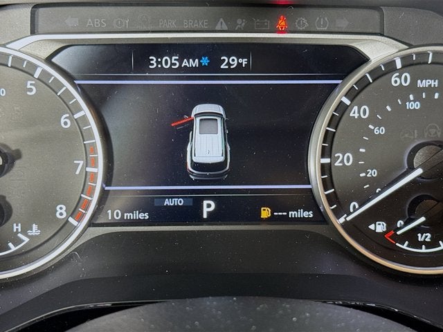 2025 Nissan Pathfinder SV