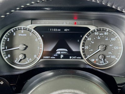 2025 Nissan Pathfinder SV