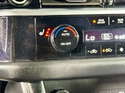 2023 Nissan Pathfinder SV