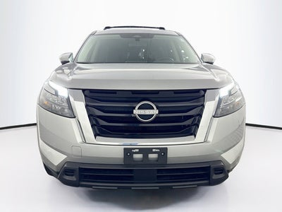 2023 Nissan Pathfinder SV