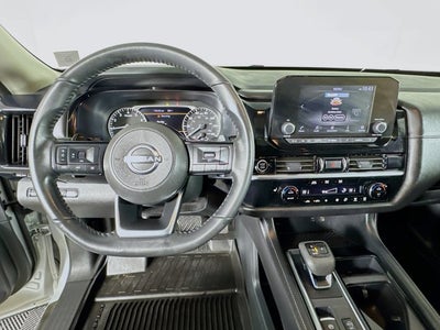 2023 Nissan Pathfinder SV