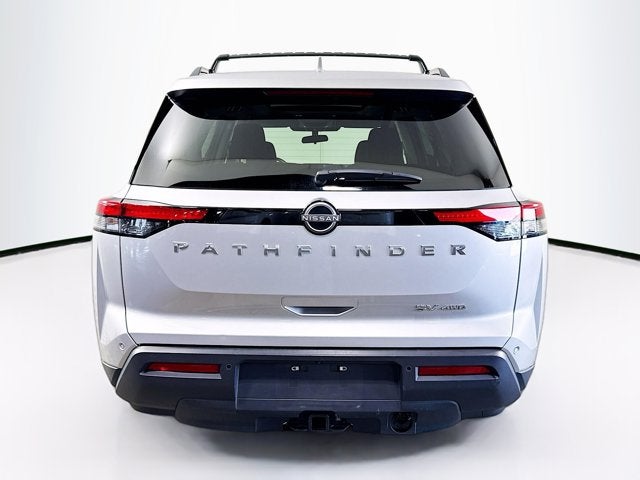 2023 Nissan Pathfinder SV