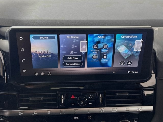 2026 Nissan Pathfinder SV