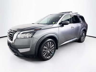 2023 Nissan Pathfinder SL
