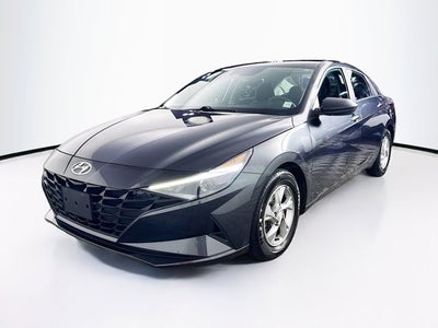 2021 Hyundai Elantra SE