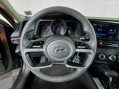 2021 Hyundai Elantra SE