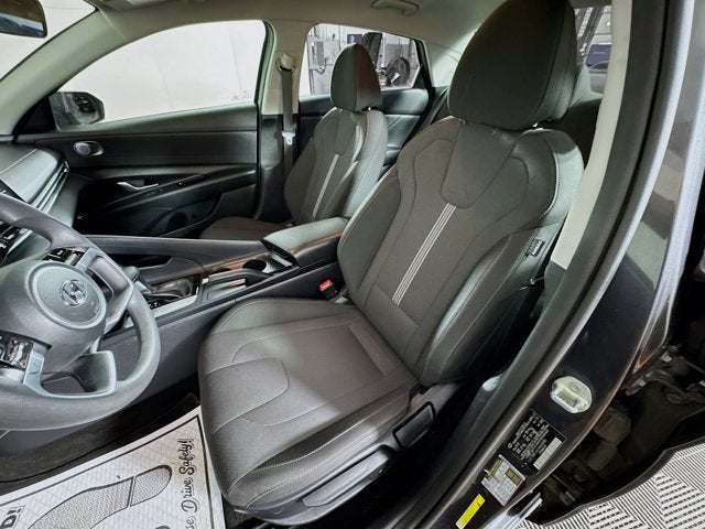 2021 Hyundai Elantra SE