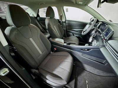 2021 Hyundai Elantra SE