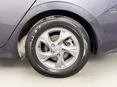 2021 Hyundai Elantra SE
