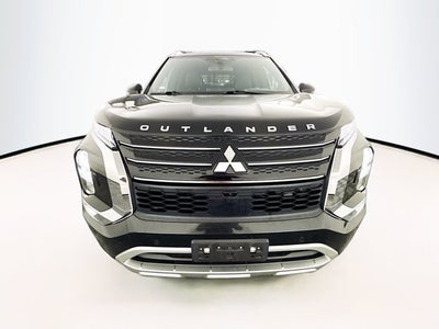2023 Mitsubishi Outlander SEL