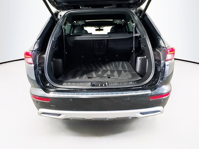2023 Mitsubishi Outlander SEL