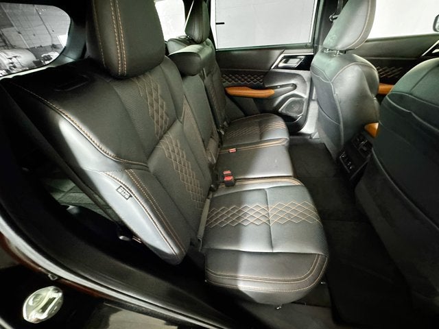 2023 Mitsubishi Outlander SEL