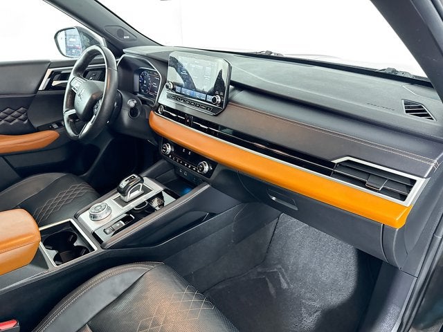 2023 Mitsubishi Outlander SEL