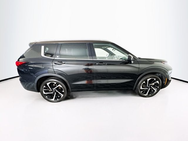 2023 Mitsubishi Outlander SEL