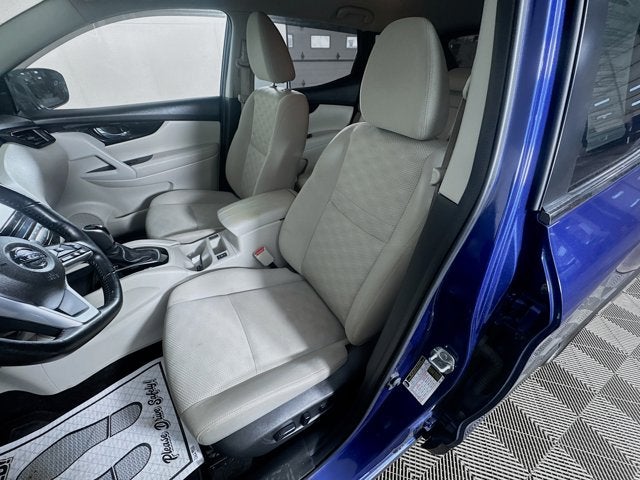 2020 Nissan Rogue Sport SV