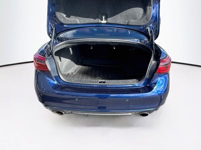2023 INFINITI Q50 LUXE