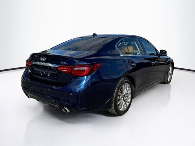 2023 INFINITI Q50 LUXE