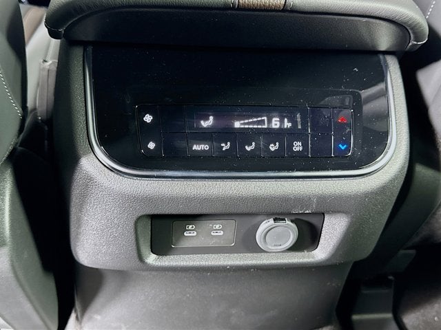 2025 Nissan Armada SL