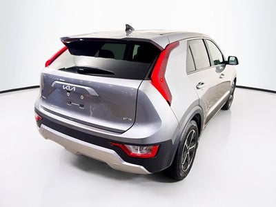 2024 Kia Niro LX