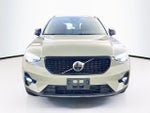 2023 Volvo XC40 Plus Dark Theme